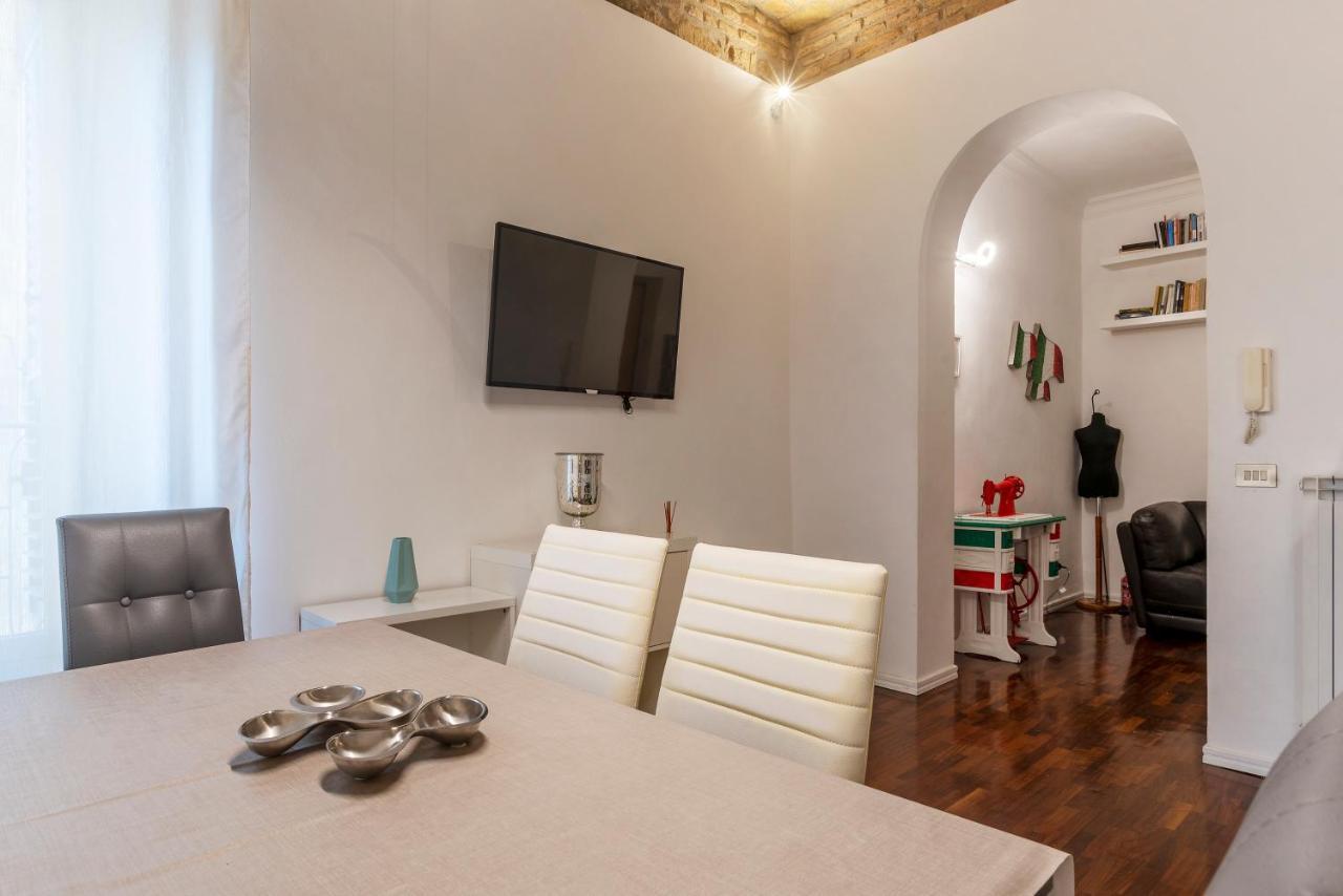 Fontana Di Trevi Design Apartment Рим Экстерьер фото