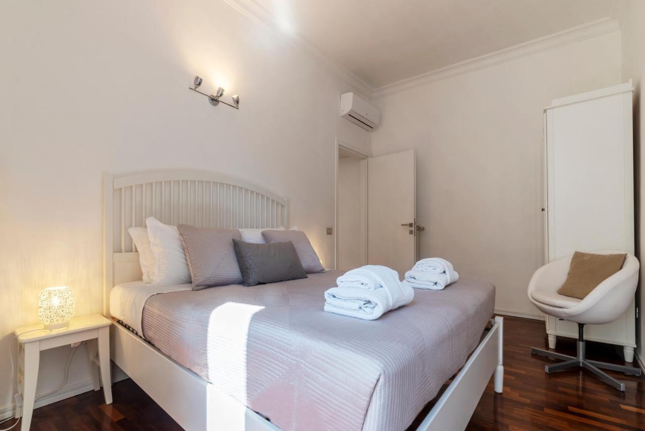 Fontana Di Trevi Design Apartment Рим Экстерьер фото